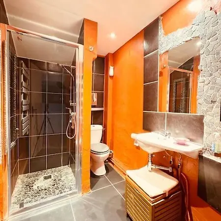 Avec Piscine-jardin-wifi * Canet (Aude)