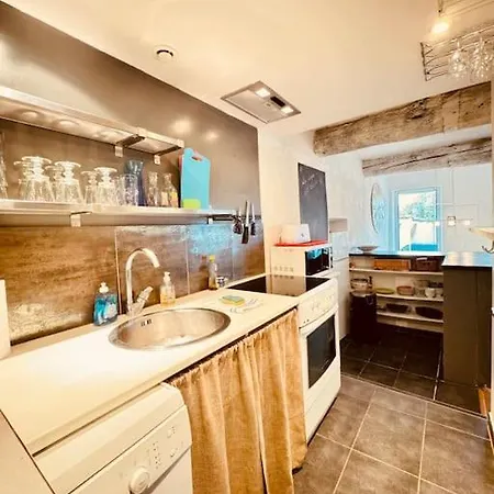 Avec Piscine-jardin-wifi