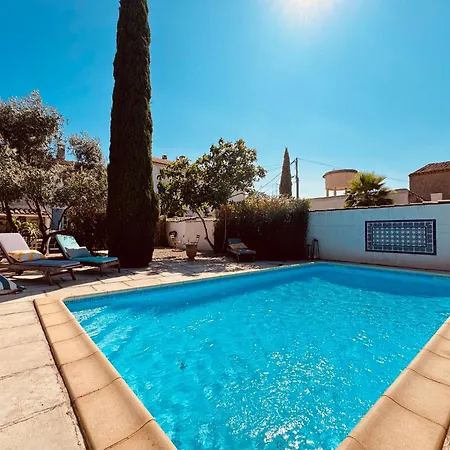 Avec Piscine-jardin-wifi Canet (Aude)