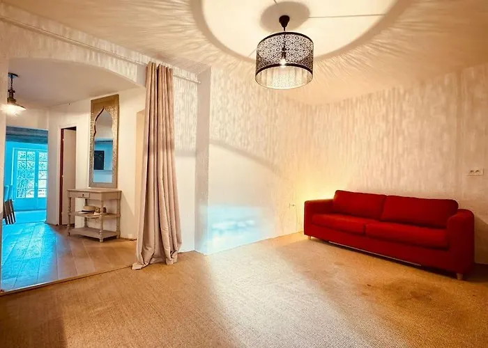 Avec Piscine-jardin-wifi Hébergement de vacances