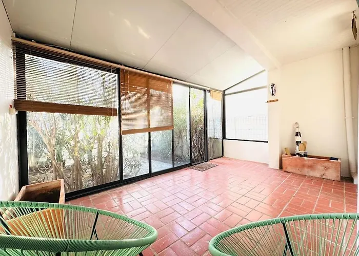 Avec Piscine-jardin-wifi Hébergement de vacances