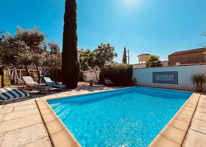 Avec Piscine-jardin-wifi Canet (Aude)